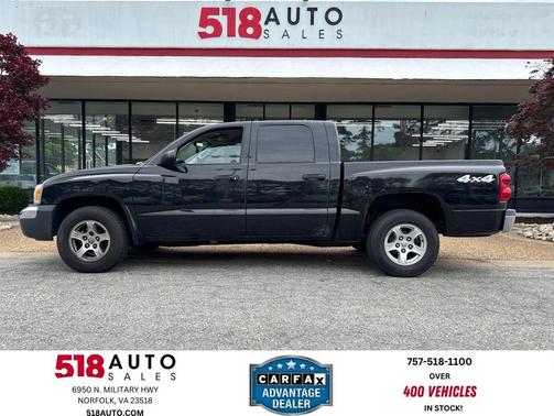 Black 2005 Dodge Dakota SLT Quad Cab