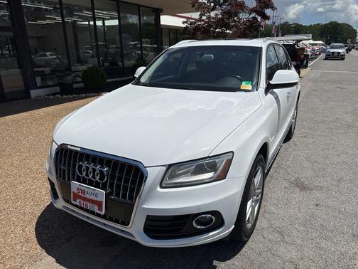 Ibis White 2017 Audi Q5 2.0T Premium Plus