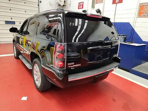 2010 GMC Yukon Denali