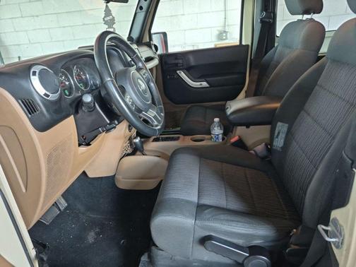 Sahara Tan Clearcoat 2011 Jeep Wrangler Sahara