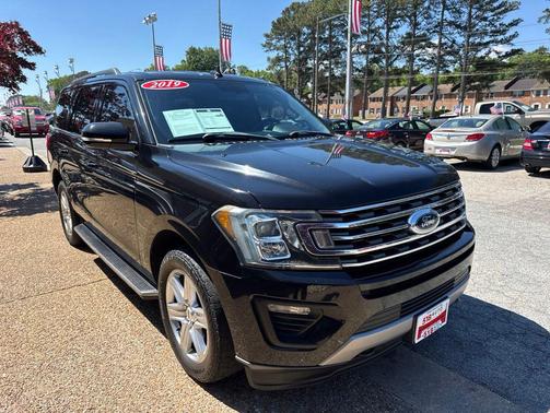 Agate Black Metallic 2019 Ford Expedition XLT