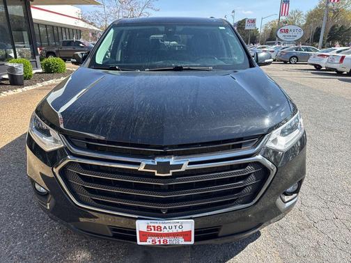 Mosaic Black Metallic 2020 Chevrolet Traverse Premier
