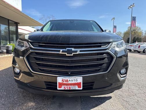 Mosaic Black Metallic 2020 Chevrolet Traverse Premier