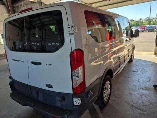 Oxford White 2015 Ford Transit-350 XLT