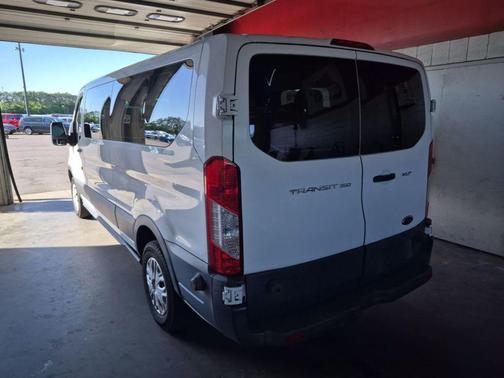 Oxford White 2015 Ford Transit-350 XLT
