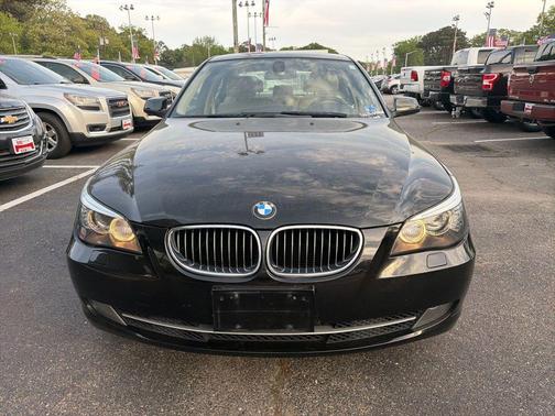 2010 BMW 528 528i