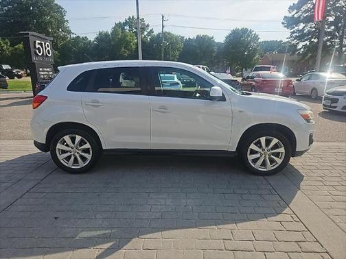 2013 Mitsubishi Outlander Sport ES