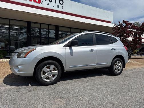 Brilliant Silver 2014 Nissan Rogue Select S