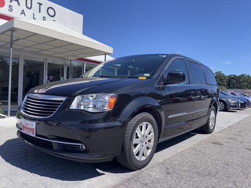2016 Chrysler Town & Country Touring