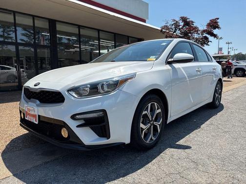 Snow White Pearl 2021 Kia Forte LXS