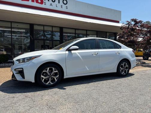 Snow White Pearl 2021 Kia Forte LXS