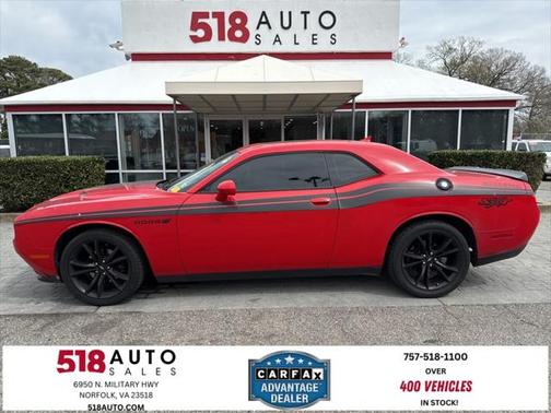 2017 Dodge Challenger SXT