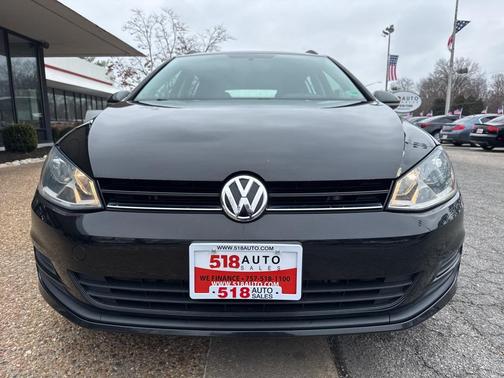 2016 Volkswagen Golf SportWagen TSI S 4-Door