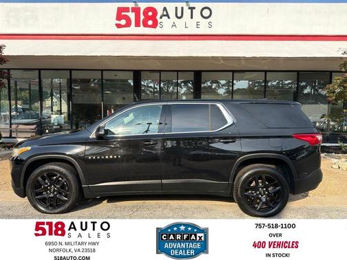 Mosaic Black Metallic 2021 Chevrolet Traverse LS