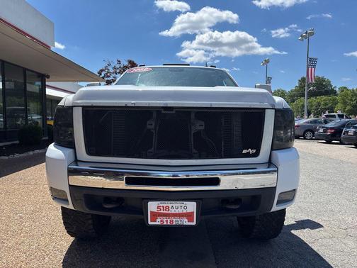 Summit White 2009 Chevrolet Silverado 2500 LTZ Crew Cab