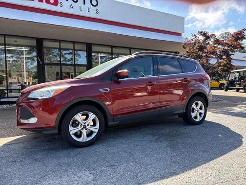 Sunset 2014 Ford Escape SE