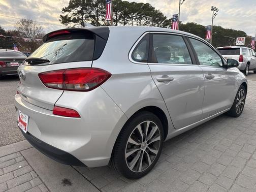 2018 Hyundai Elantra GT Base