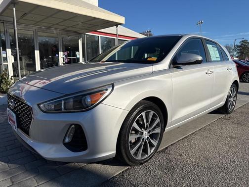 2018 Hyundai Elantra GT Base