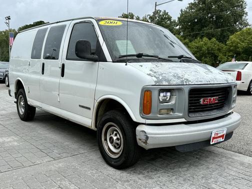 2001 GMC Savana 2500 Base