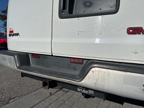 2001 GMC Savana 2500 Base