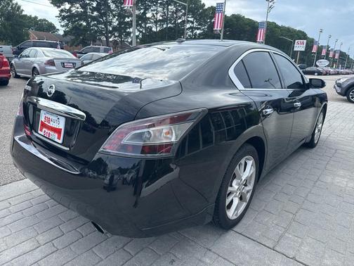 2014 Nissan Maxima SV
