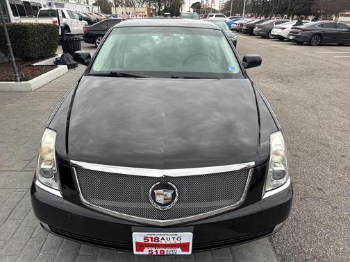 2010 Cadillac DTS Base