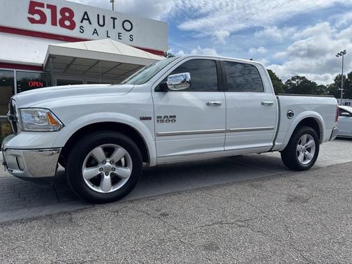 2015 RAM 1500 Laramie