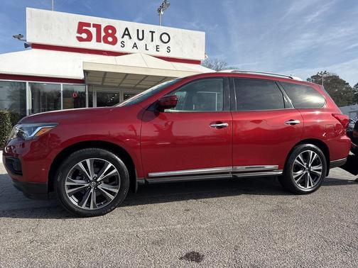 2017 Nissan Pathfinder Platinum