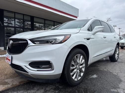 2020 Buick Enclave Essence