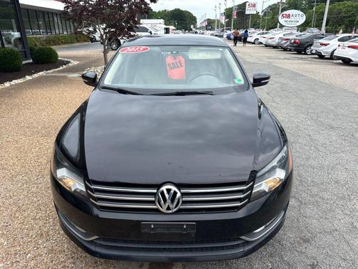 Black Uni 2015 Volkswagen Passat 1.8T Limited Edition