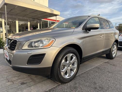 2013 Volvo XC60 3.2 Platinum