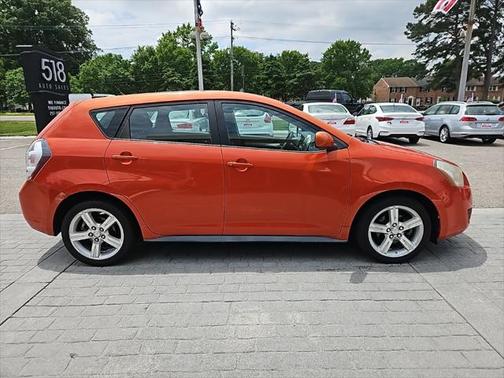 2010 Pontiac Vibe Base