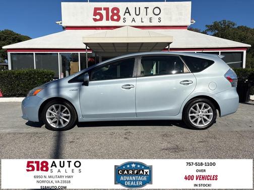 2014 Toyota Prius v Two