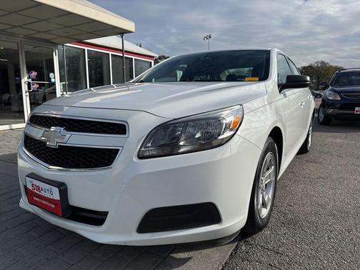 2013 Chevrolet Malibu 1LS