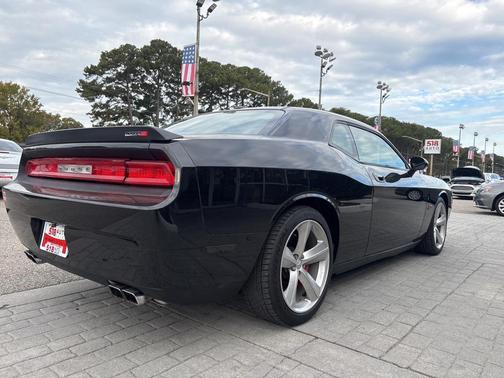 2010 Dodge Challenger SRT8
