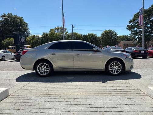 2015 Chevrolet Malibu 1LT