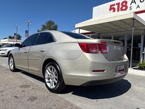 2015 Chevrolet Malibu 1LT