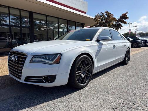 White 2013 Audi A8 L 4.0T