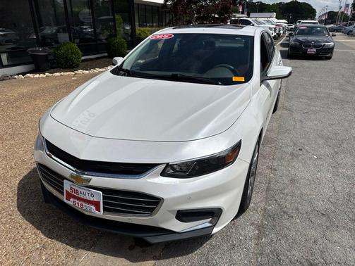Iridescent Pearl Tricoat 2016 Chevrolet Malibu Premier