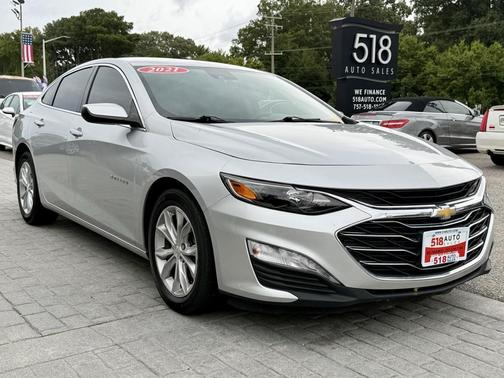 2021 Chevrolet Malibu FWD LT