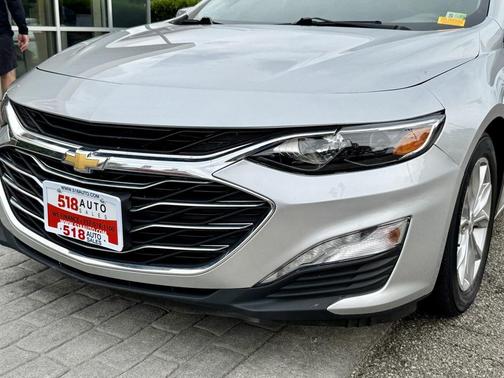 2021 Chevrolet Malibu FWD LT
