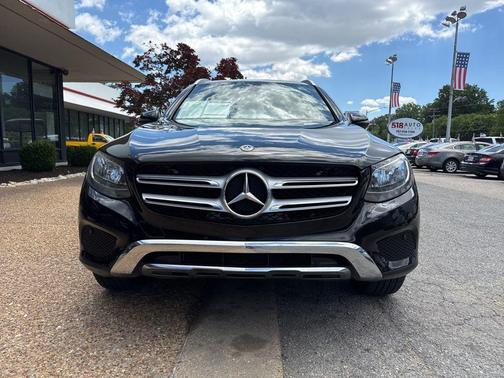 Obsidian Black Metallic 2019 Mercedes-Benz GLC 300 Base