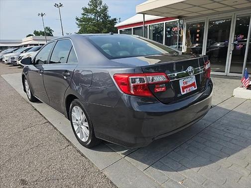 2014 Toyota Camry XLE
