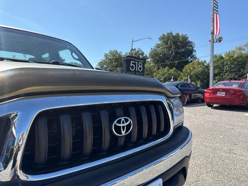2004 Toyota Tacoma PreRunner Double Cab