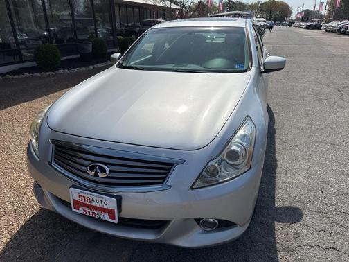 Liquid Platinum 2010 INFINITI G37x Base