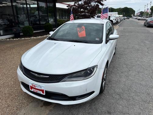 Bright White Clearcoat 2015 Chrysler 200 S