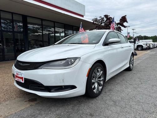Bright White Clearcoat 2015 Chrysler 200 S