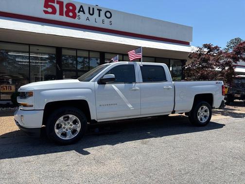 Iridescent Pearl Tricoat 2018 Chevrolet Silverado 1500 2LT