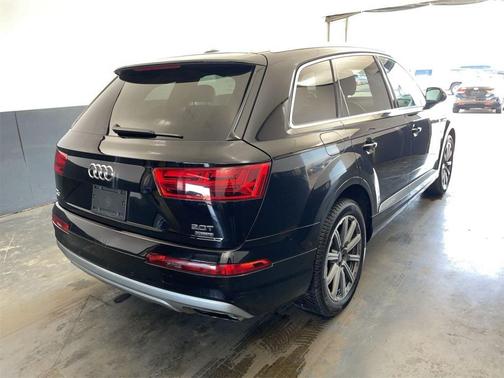 2018 Audi Q7 2.0T Premium Plus