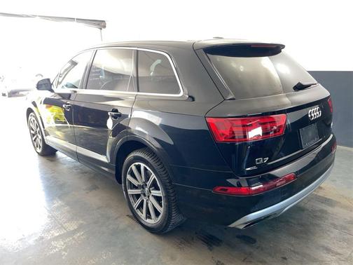 2018 Audi Q7 2.0T Premium Plus